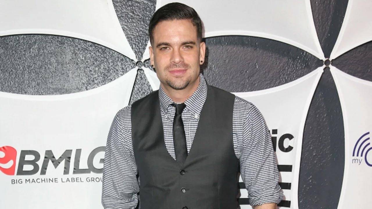 Glee Cast Mark Salling suicide