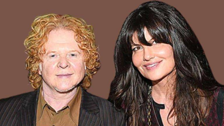 Mick Hucknall Wife Age