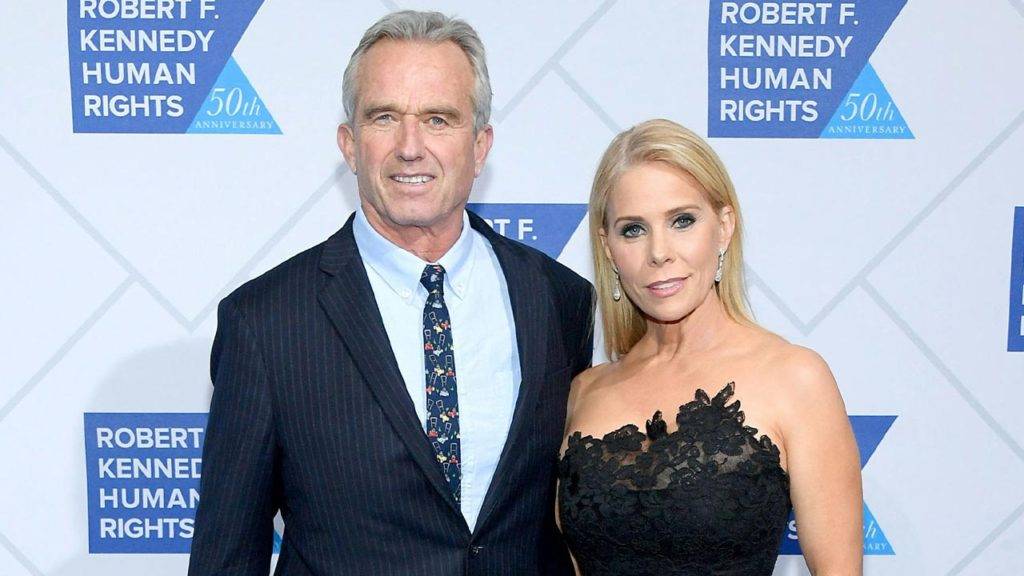 Robert F. Kennedy Jr Wife, Is Cheryl Hines Still Married to Robert ...