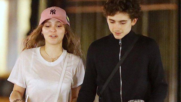 Timothee Chalamet and Lily Rose Depp Boat, Who Is Lily Rose Depp Dating ...