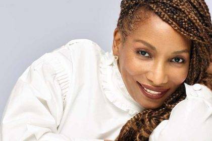 Who Is Stephanie Mills Husband?