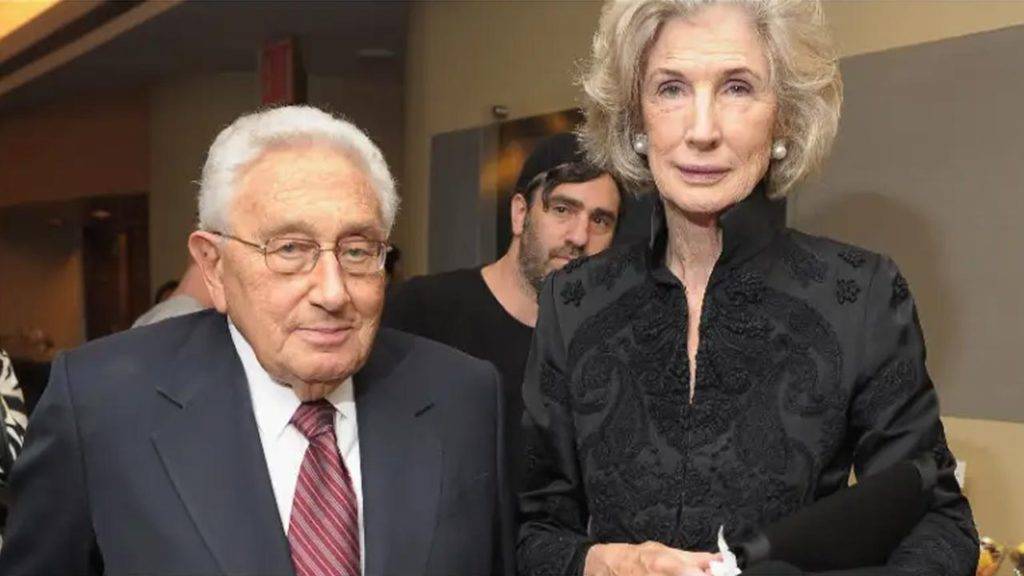 Henry Kissinger Wife