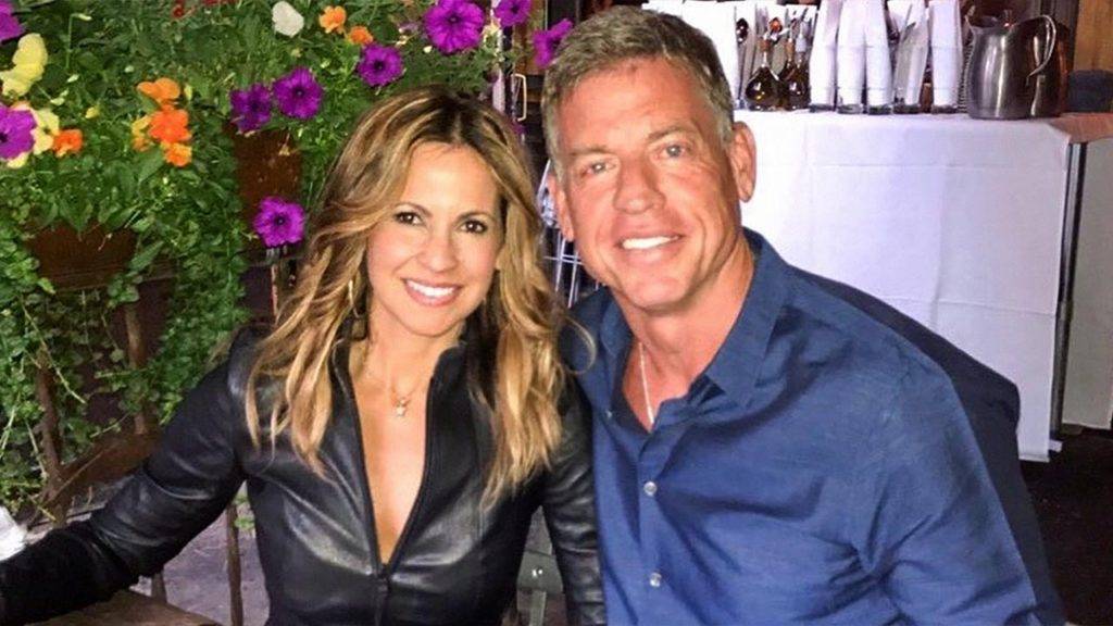 Is Troy Aikman Married