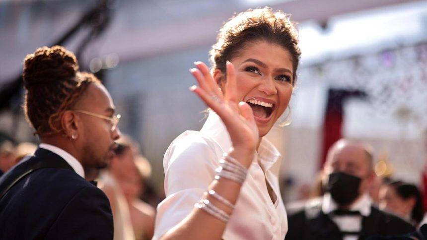 Is Zendaya Pregnant 2023? Zendaya Pregnant Instagram Pictures Hoax