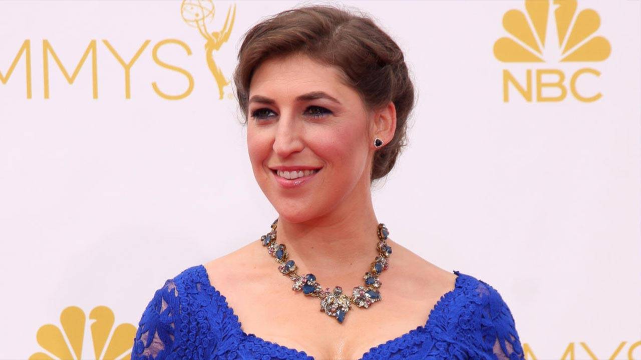 Mayim Bialik Net Worth