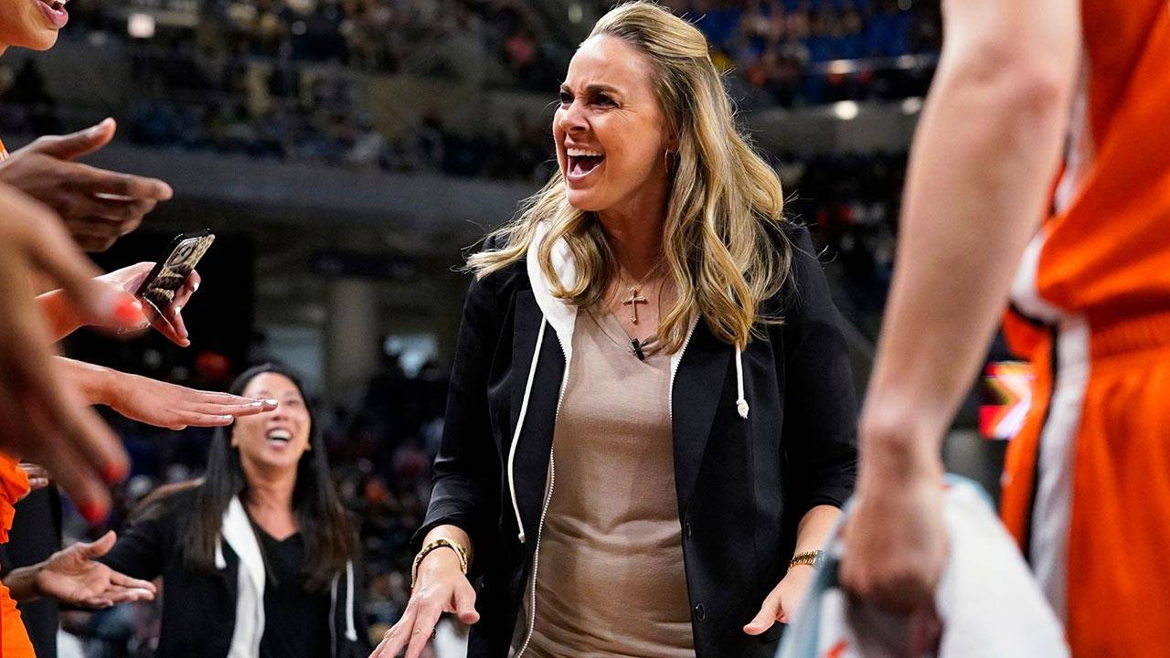 Who Is Becky Hammon